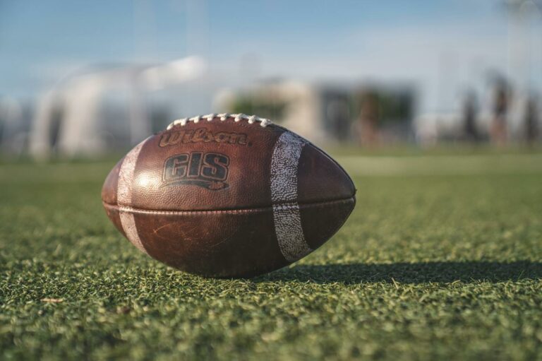 Dzień sportu pełen emocji jak Super Bowl dla amatorów i zawodowców